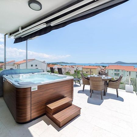 Villa Aliara Jacuzzi Apartment Vodice Exteriér fotografie
